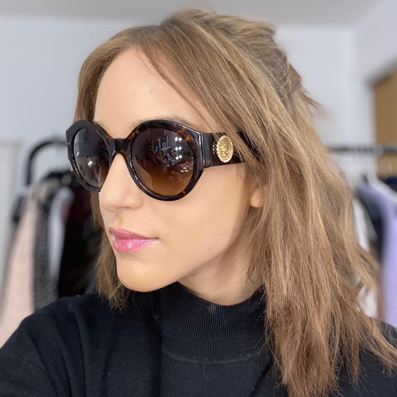 GORGEOUS! BRAND NEW Versace Emblem Sunglasses - Picture 1 of 16